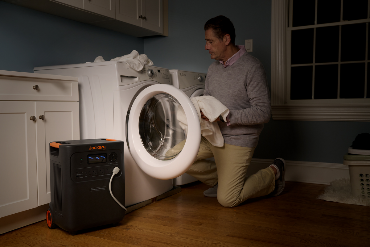 Jackery HomePower 3600 Plus Portable Power Station