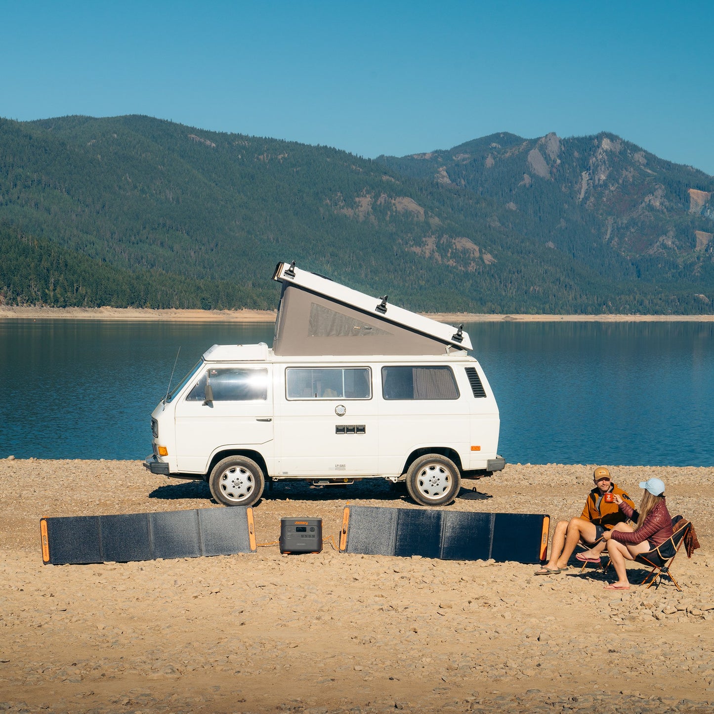 Jackery SolarSaga 200W Solar Panel